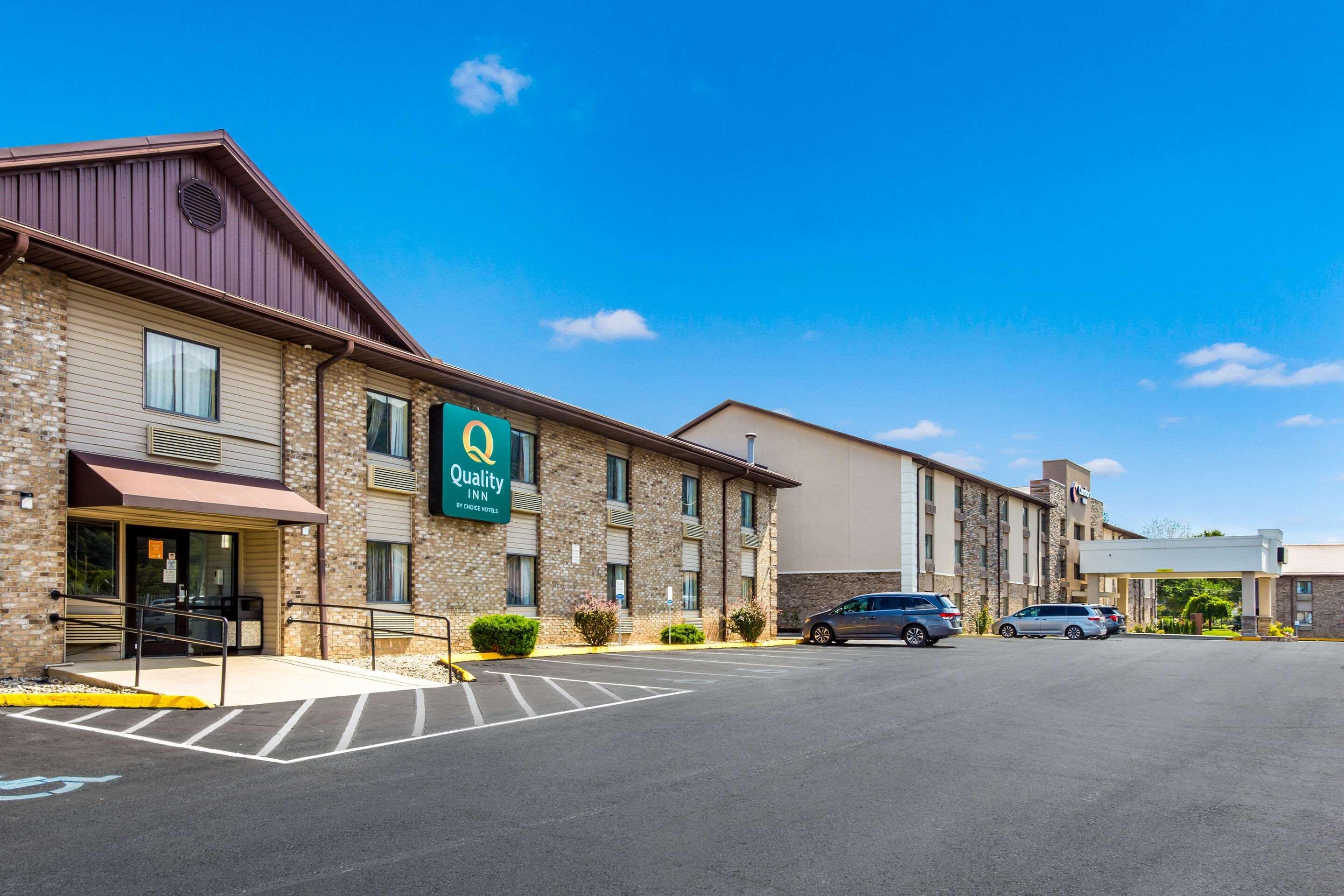 Comfort Inn Charleston Exterior photo